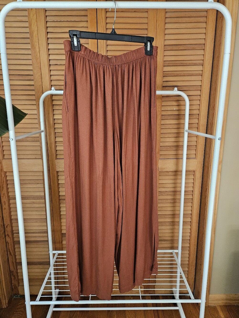 American Eagle Flowy Vacation Wide Leg Rust Fairy Pull On Pants - Picture 3 of 7